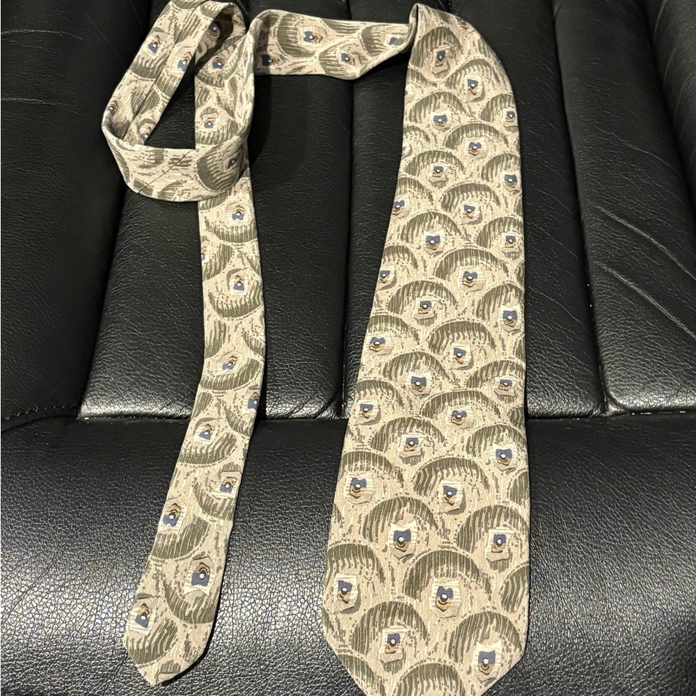 Men’s tie